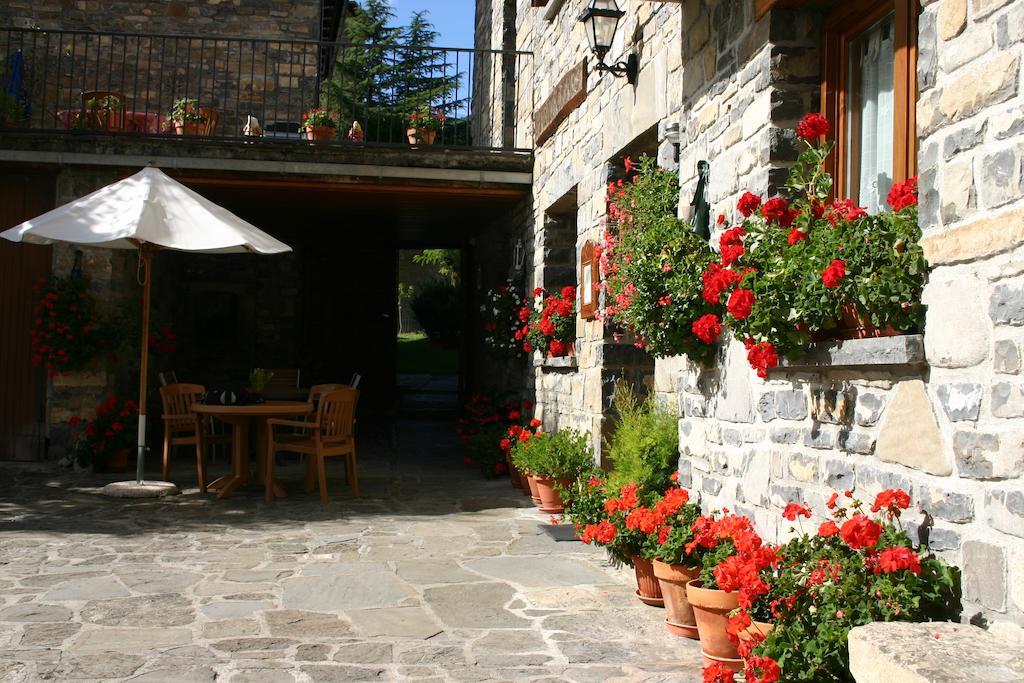 Apartamentos Casa Gallan Sarvisé Exteriér fotografie